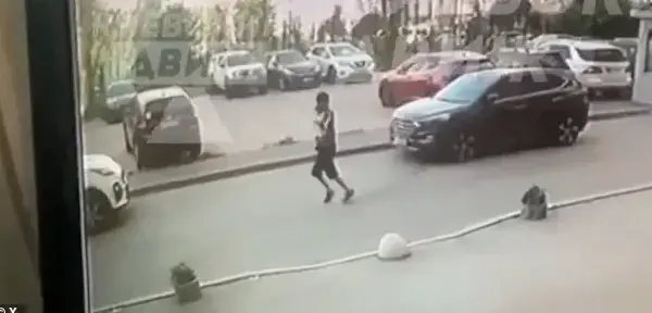 ▲凶手逃跑