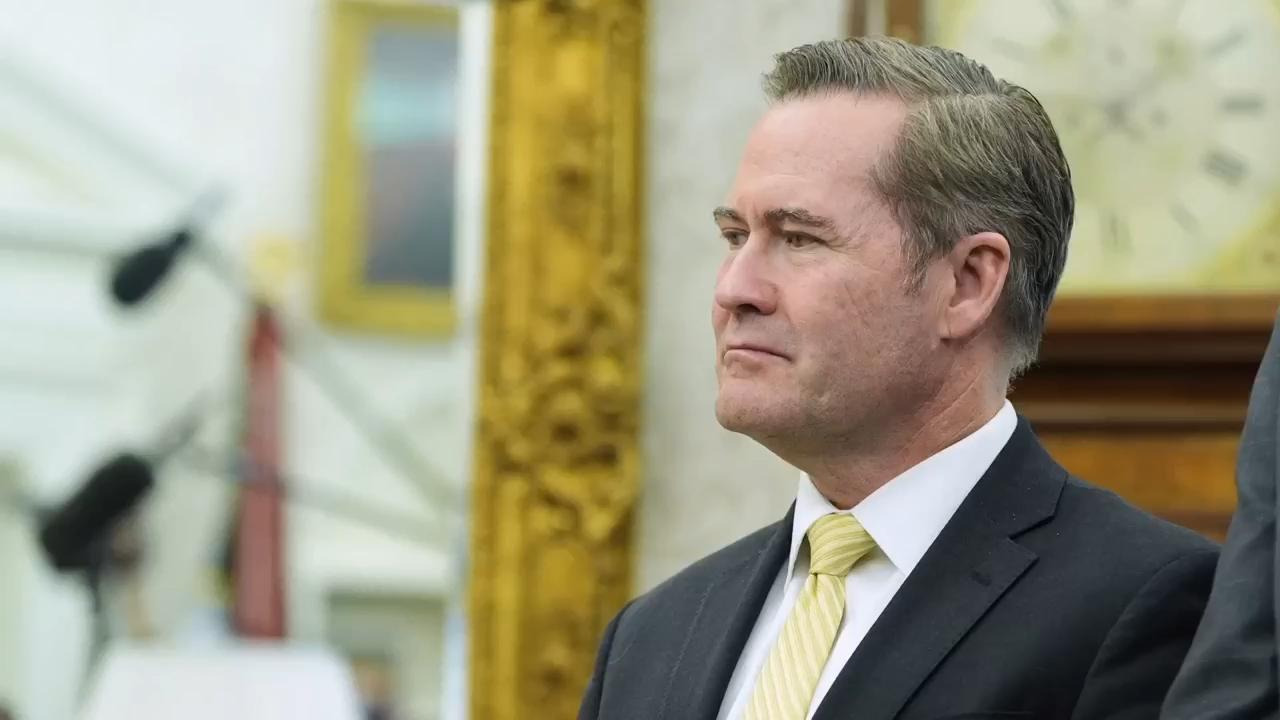 川普第二任期首次高层调整国家安全顾问换人；沃尔兹深陷“群聊门”风波还被曝得罪川普幕僚长